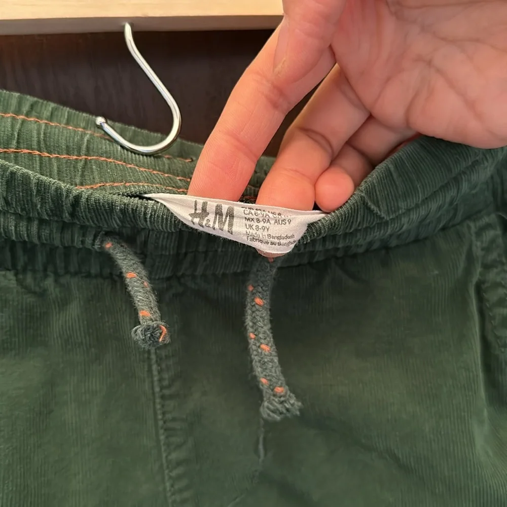H&M Boys Green Corduroy Pants 100% Cotton Size 8 Casual Fall Vintage Bottoms